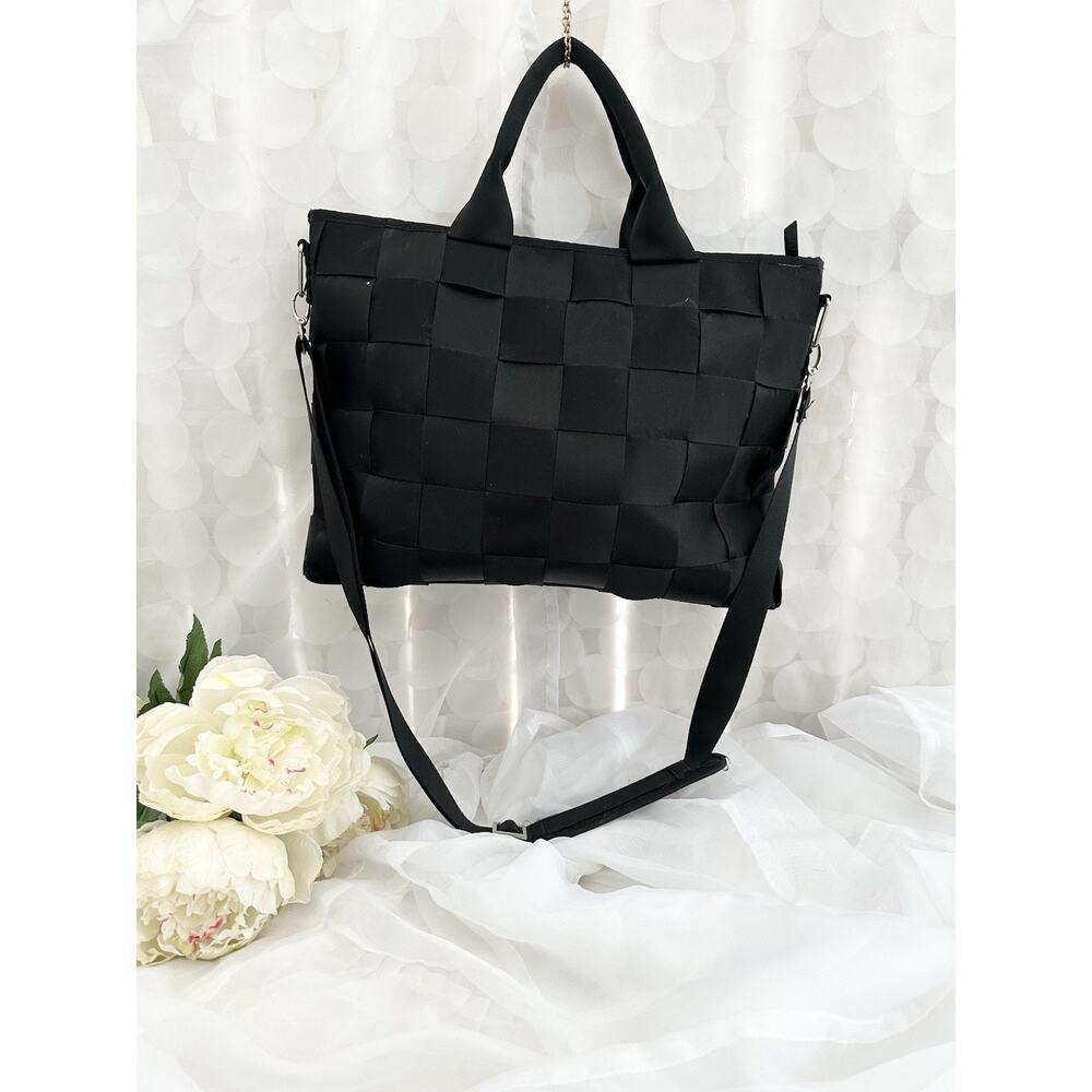 Black Seatbelt Messenger Bag, Crossbody Large Satin Lining CLEAN